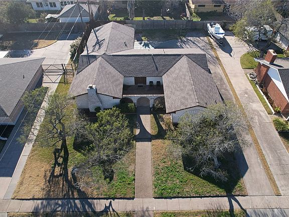 3rd image of 109 Granby Pl