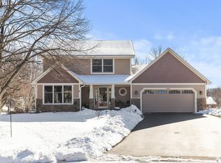 6050 Chestnut Ct, Shorewood, MN 55331