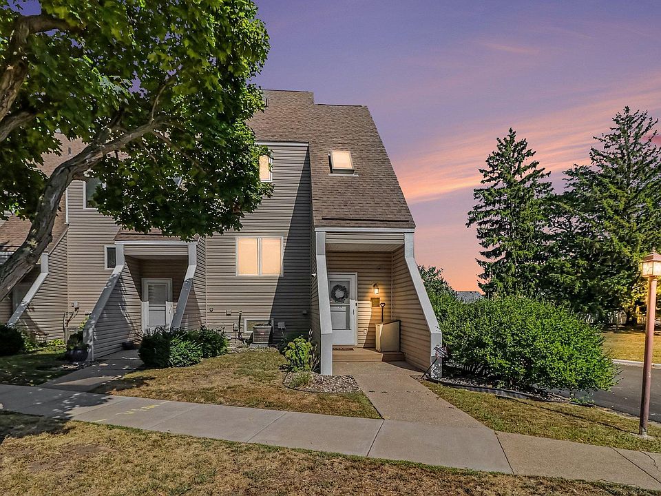 1st image of 1306 Boardwalk Pl