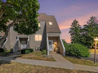 1306 Boardwalk Pl, Minneapolis, MN 55411