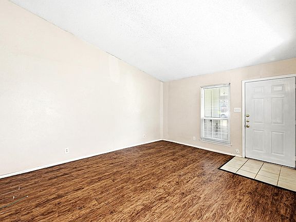 4th image of 10604 Lanshire Dr #A