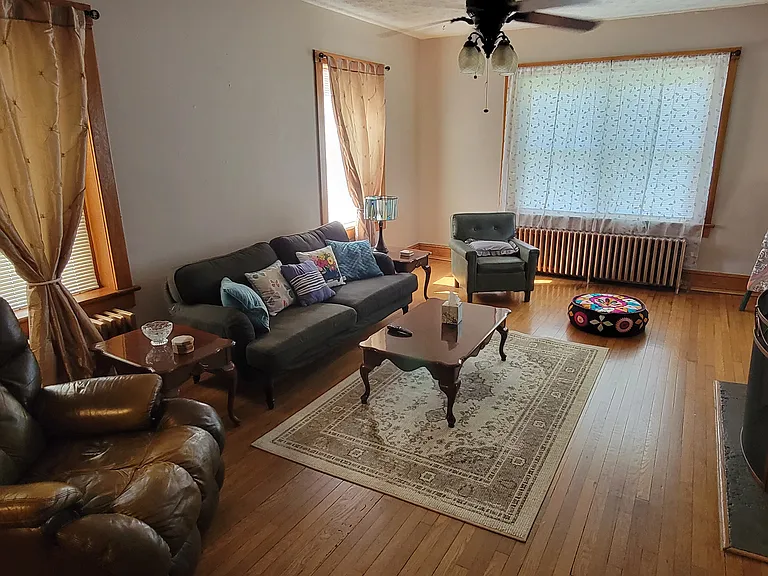 5089 Main St #1 — Photo 9