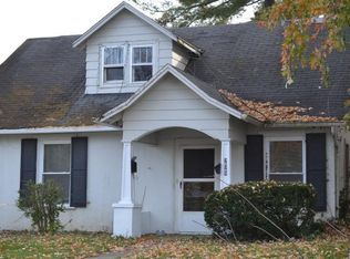 208 E Poplar St, Harrodsburg, KY 40330