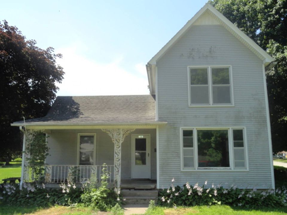 1st image of 1101 E 6th Ave