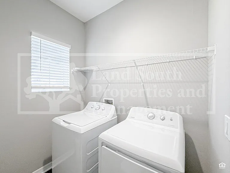 3376 Cup Dr #1 — Photo 19