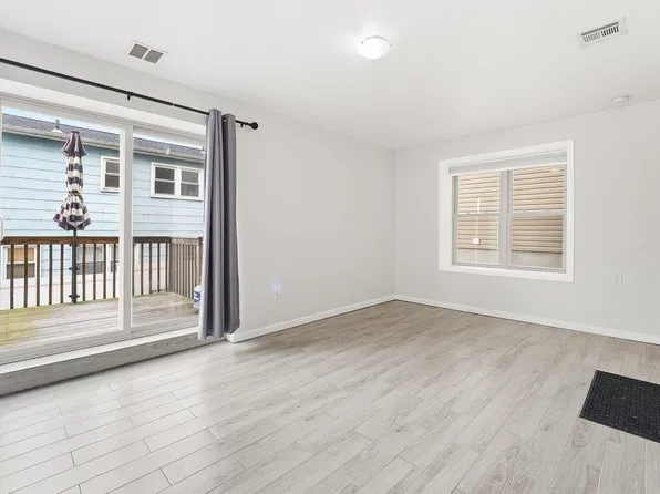 5103 Meadowview Avenue image 20 of 28