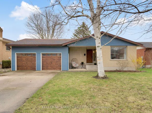 7 Locke Hts, Strathroy Caradoc, ON N7G 3X1