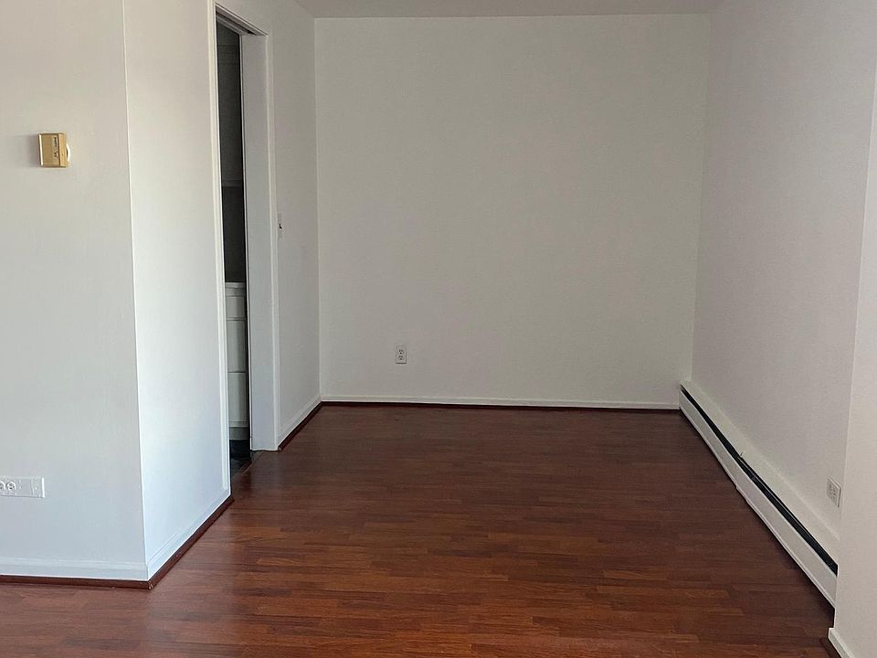 1st image of 8200 E Jefferson Ave APT 1512