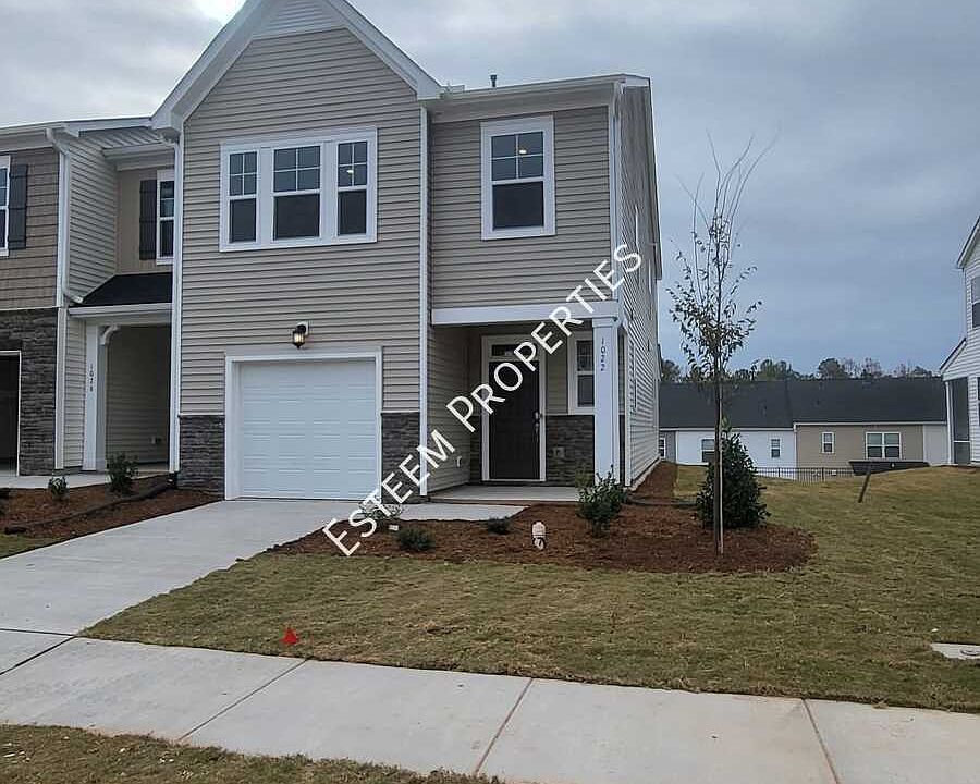 1st image of 1022 Gemma Dr #1