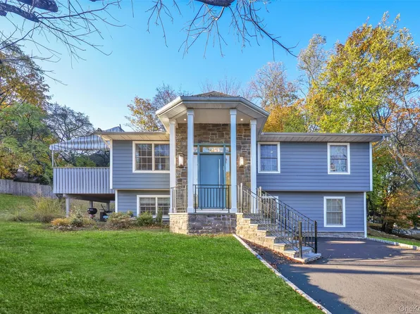 3 Kakiat Lane, Spring Valley, NY 10977
