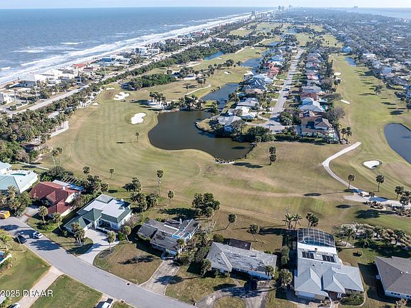3rd image of 200 Country Club Dr