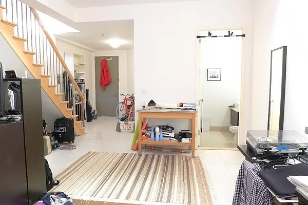 Rented by Corcoran | media 35