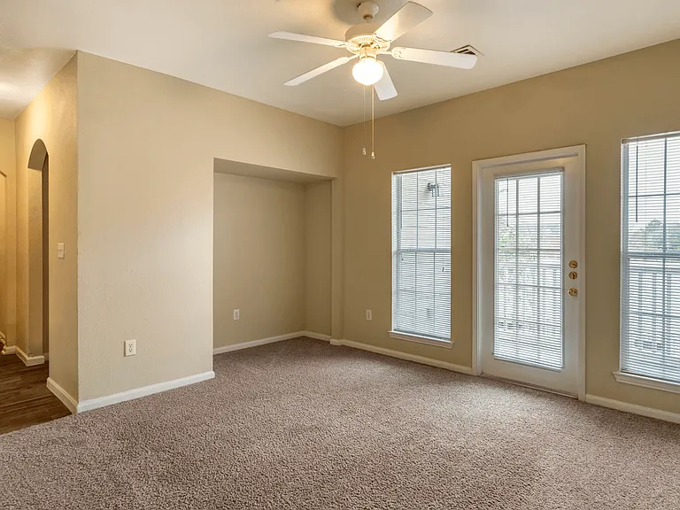 City Parc II at West Oaks Apartments — Photo 25