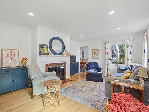 2nd image of 205 N Washington Blvd