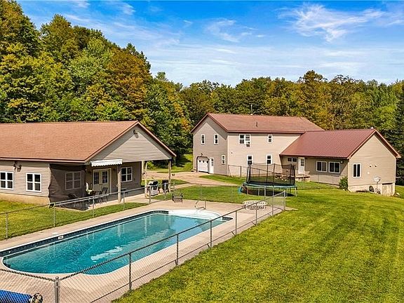 2nd image of 10003 Welch District Rd