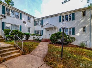 20 Garfield Park Park #A, Edison, NJ 08837