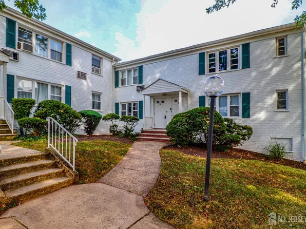 20 Garfield Park Park #A, Edison, NJ 08837