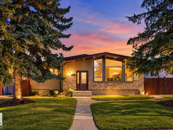 800 Lee Ridge Rd NW, Edmonton, AB T6K 0P8