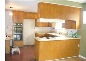 2nd image of 482 N Barston Ave