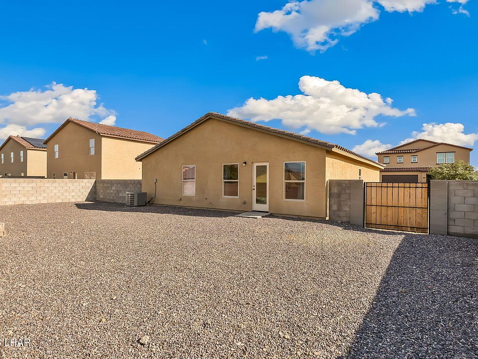 5561 S Glacier Creek Rd, Fort Mohave, AZ 86426 | MLS #1040902 | Zillow