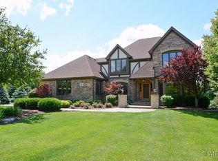 6 Chippewa Ct, Oswego, IL 60543