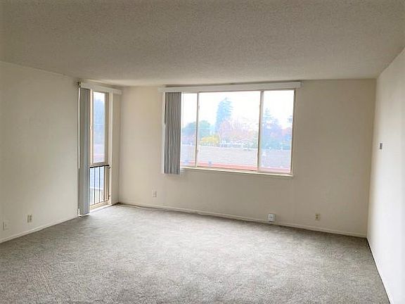 4th image of 1040 El Camino Real #0