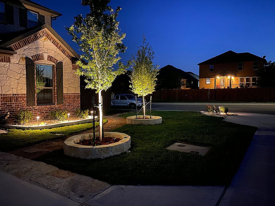 2nd image of 363 Alamosa Dr