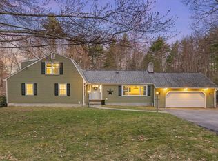 20 Appledor Rd, Bedford, NH 03110