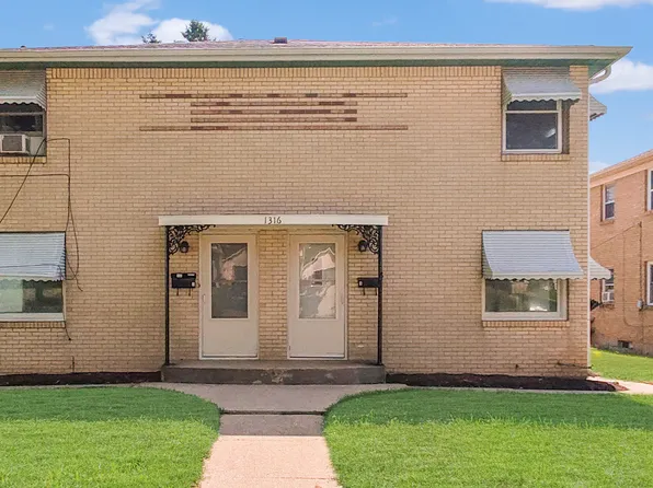 1316 20th St, Rockford, IL 61104