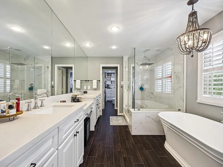2220 Fulham Ct — Photo 10