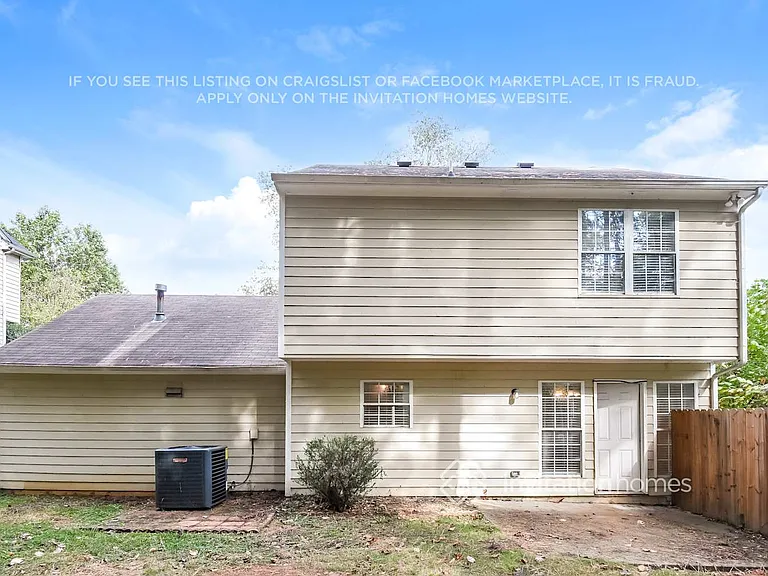 940 Twin Brook Ct — Photo 16