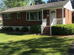 2473 Mount Vernon St, Waynesboro, VA 22980