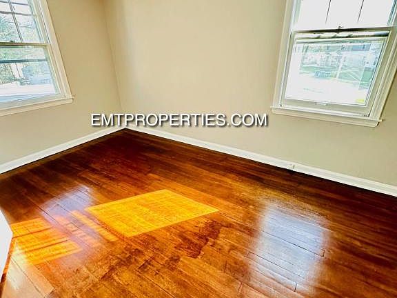 4th image of 3827 Gary Ave