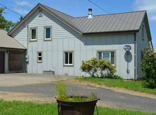 1099 Elkhead Rd, Yoncalla, OR 97499