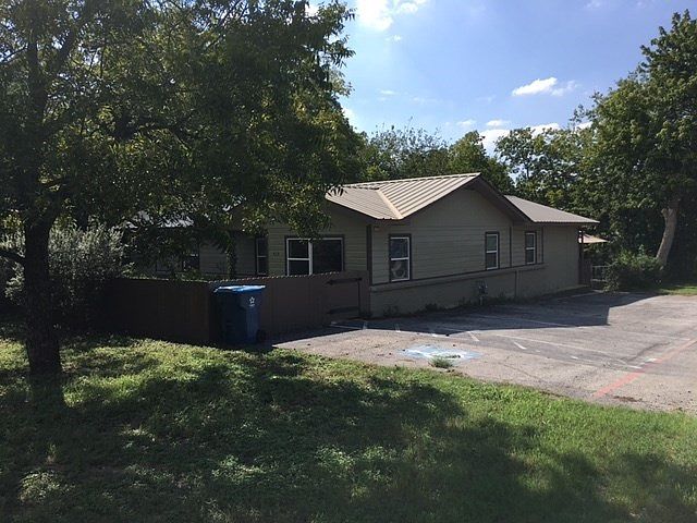 1st image of 418 Avenue J