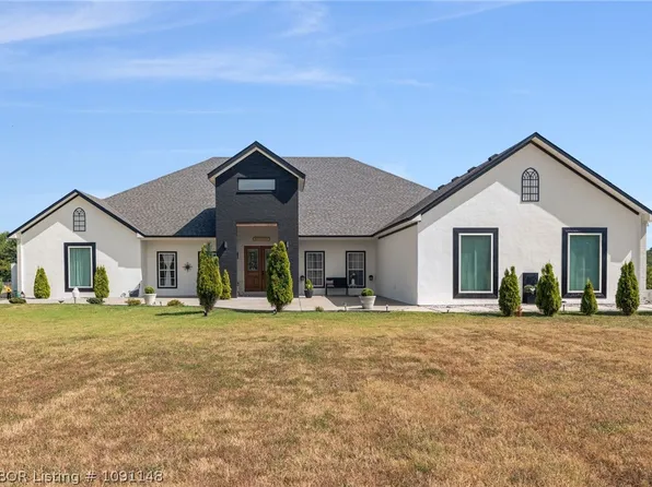 9114 E County Line Rd, Charleston, AR 72933