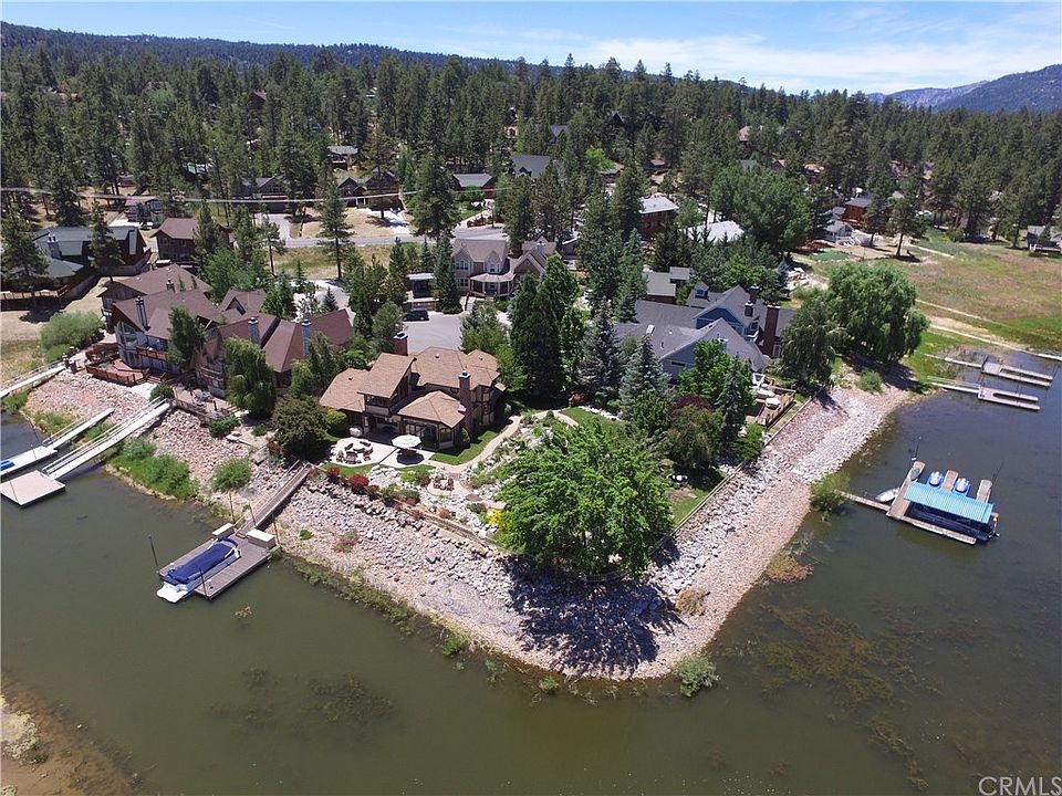 1st image of 481 Lakeview Ct