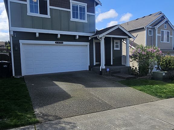 2nd image of 2420 193rd St E