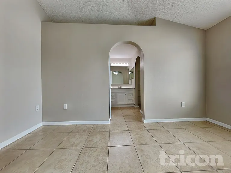 11621 Ivy Flower Loop — Photo 5