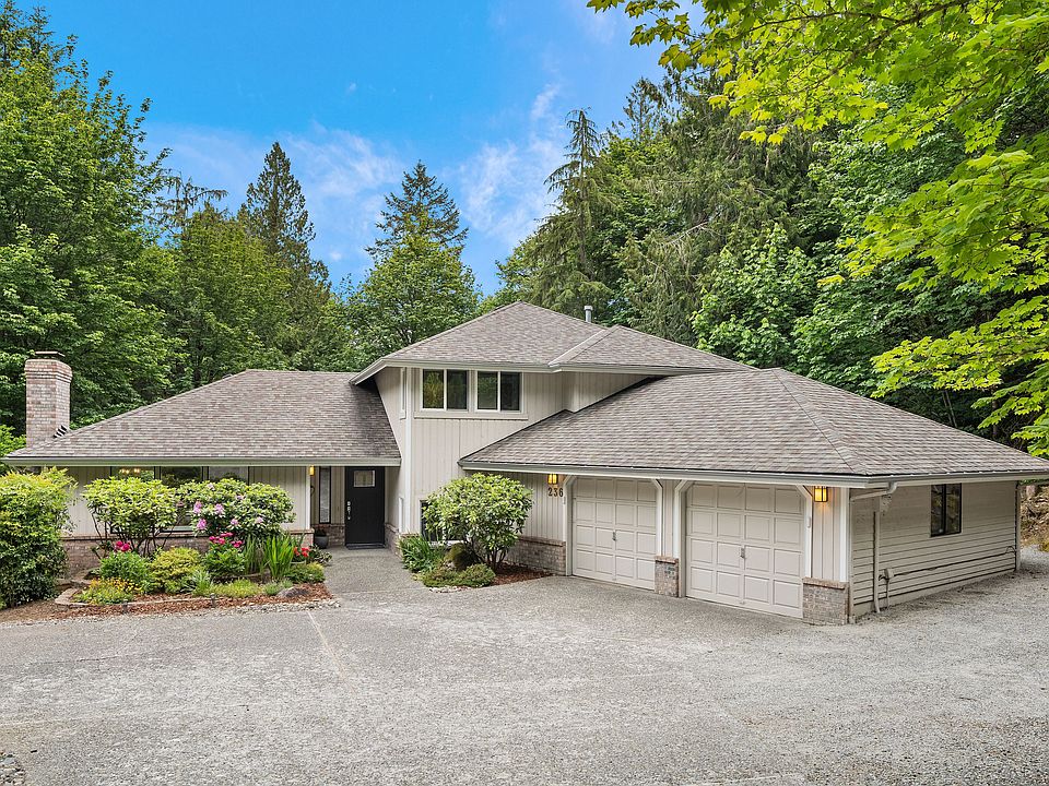 1st image of 236 217th Ave NE