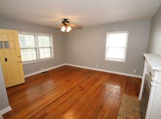 1916 SW Bowman Ct, Topeka, KS 66604