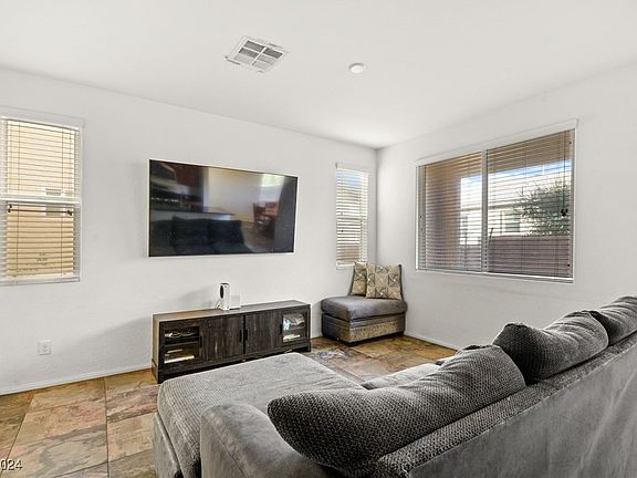 3rd image of 8044 Satin Carnation Ln