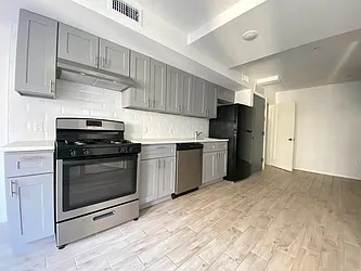 Rented by NY Space Finders Inc.