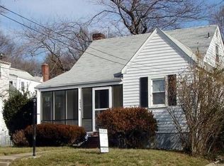 2025 S Randolph St, Arlington, VA 22204