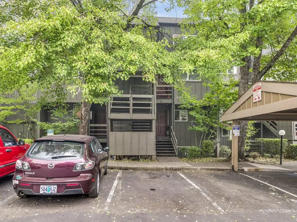 4 Touchstone Ter Unit 112, Lake Oswego, OR 97035