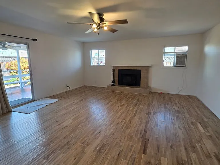4001 Roland Dr — Photo 19