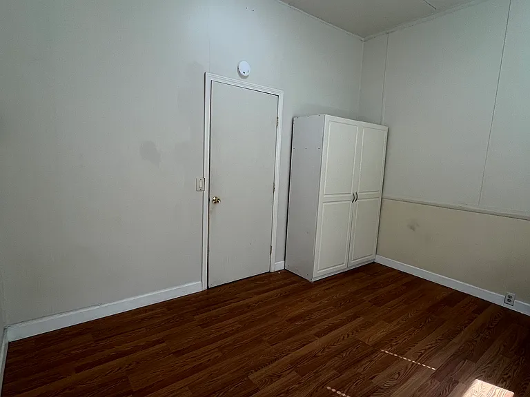 3rd Room: Second room on the left hand side (close to the kitchen) 1