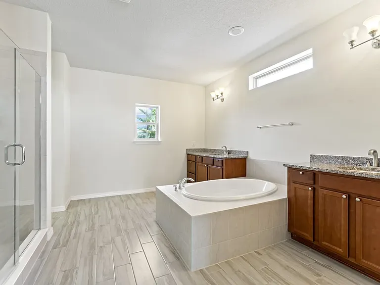 10408 Scarlet Chase Dr — Photo 8