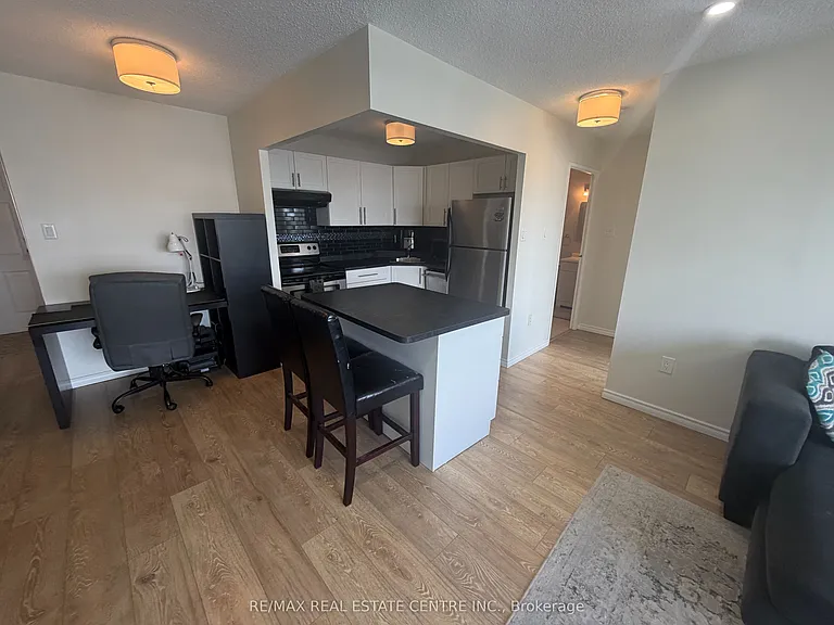 65 Highland Cres #804 — Photo 17