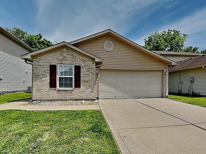 4440 Riverbrook Ln — Photo 1